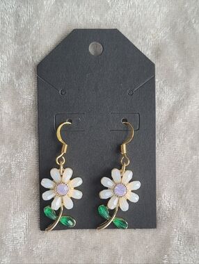Hand Crafted Gold Daisy Drop Earrings with White Petals and Green Leaves